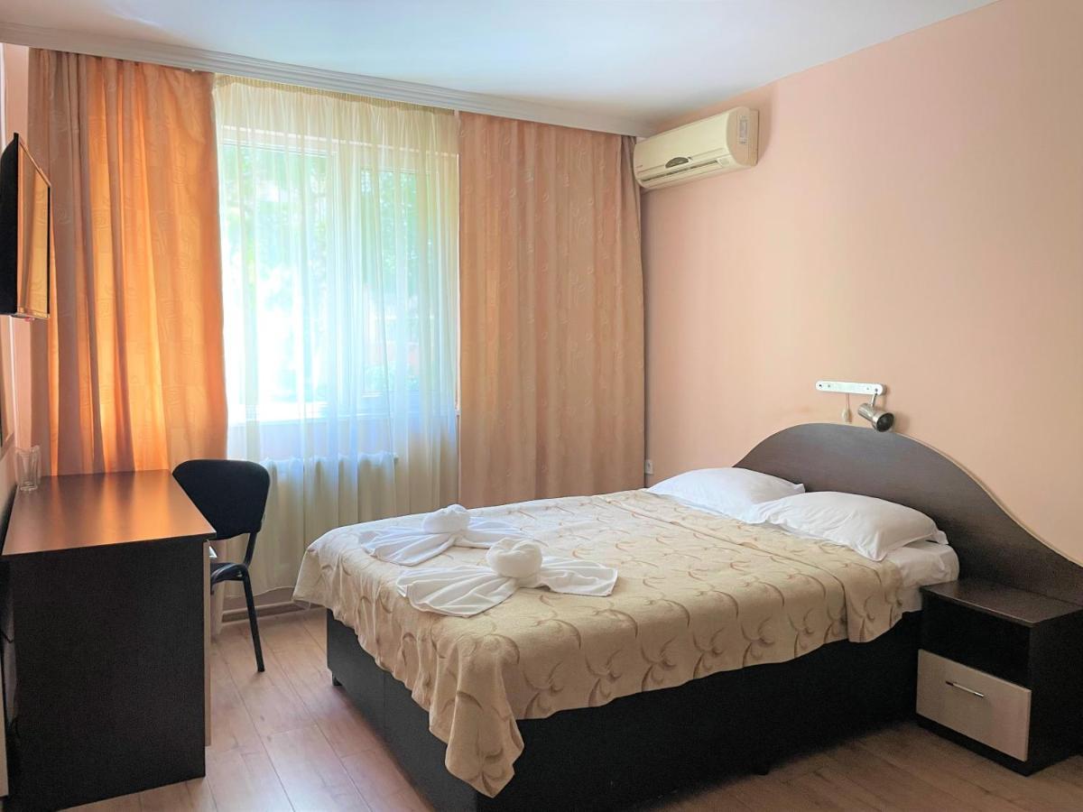 Family Hotel Central Burgas Exterior foto
