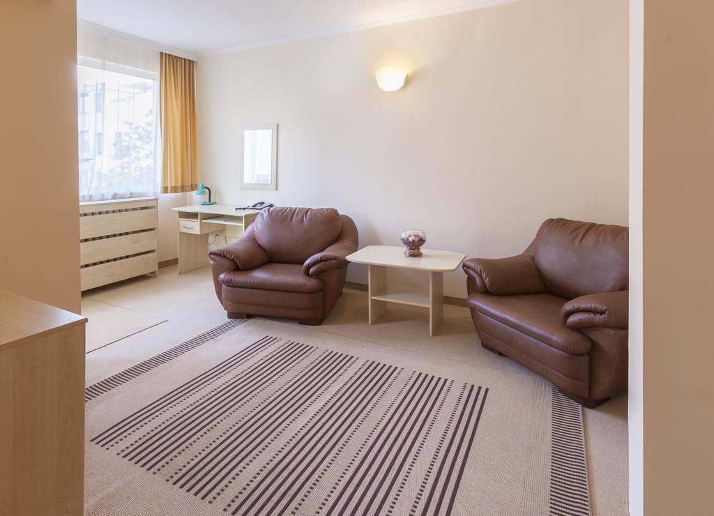 Family Hotel Central Burgas Quarto foto